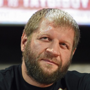 Александр Емельяненко раскритиковал Нурмагомедова за отсутствие зрелищности