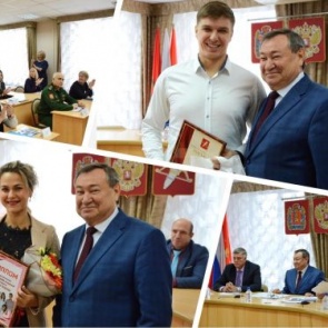 Глава города вручил награды и благодарственные письма ачинским баскетболистам и «СУПЕРМАМЕ»