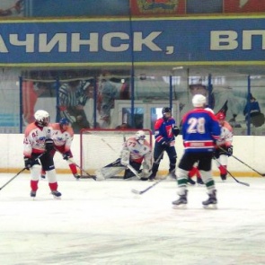 Ачинские хоккеисты победили соперников из Железногорска