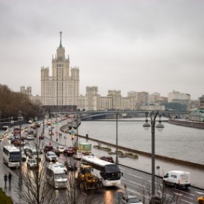 Водителей предложили наказывать за злоупотребление «аварийкой»