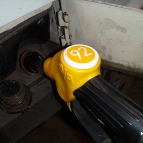 Две АЗС в Красноярском крае попали в черный список Росстандарта с плохим топливом