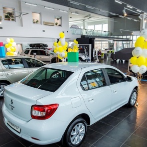 Lada Vesta перевалила за миллион: автопроизводители дружно переписали ценники