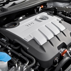 Вредные выхлопы «дизелей» продолжают портить жизнь VW: очередной миллионный штраф