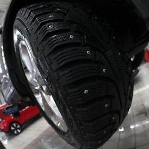 Минтранс оценил идею сократить срок использования шипованной резины