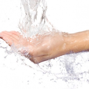 Как бороться с потливостью рук