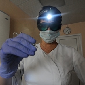 Названы самые часто болеющие специалисты в России