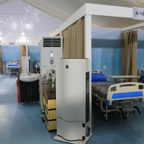 Друзья устроили вечеринку в честь окончания карантина и заразились коронавирусом