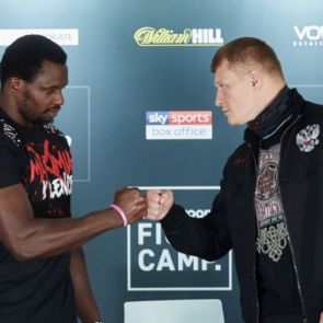 Российский боксер Александр Поветкин отстоял титул временного чемпиона мира в бою с Диллианом Уайтом