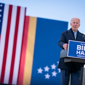 ФБР опровергло причастность России к публикации скандальной переписки Байдена