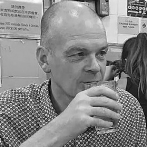 Бизнесмен написал семье «COVID-19 добил меня» и покончил с собой