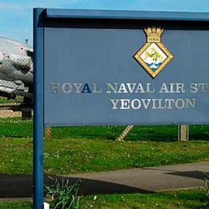 Сотрудник военной авиабазы две недели прятал любовницу в шкафу