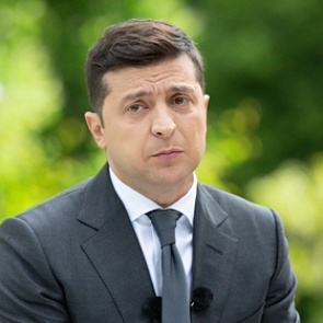 Зеленский осудил публикацию его разговора с Трампом