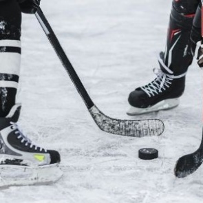 Победный матч и первая строчка в турнирной таблице: сборная Ачинска вышла в плей-офф Чемпионата Красноярского края по хоккею