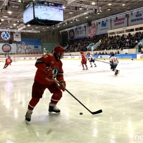 Матч с легендами хоккея в Норильске собрал более 3 миллионов рублей на благотворительные цели