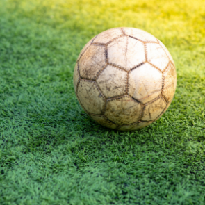 Любительские футбольные команды Ачинска ждут на традиционные соревнования «Кожаный мяч»