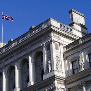 Великобритания ввела антикоррупционные санкции против 14 россиян