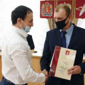 «Лучшие в регионе!»: городские власти поблагодарили сборную Ачинска за блестящую победу на Чемпионате Красноярского края по хоккею сезона 2020-2021