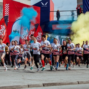 «Ощущения невероятные!»: мэр и красноярцы приняли участие в полумарафоне «ЗаБег»