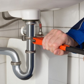 Как не затопить соседей: 8 советов для ремонта ванной