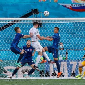 Сборная Испании разгромила Словакию и вышла в плей-офф Евро