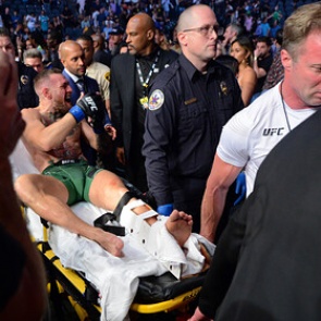 Конора Макгрегора отстранили от боев до января