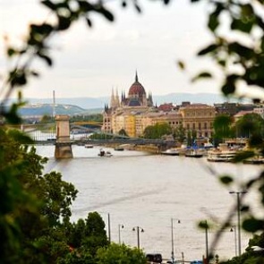 Еще одна популярная страна Европы открылась для вакцинированных россиян