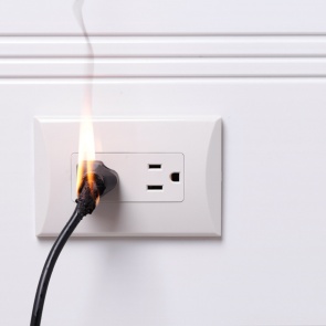 Защита дома от пожара и короткого замыкания