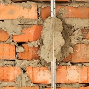 Как выставить маяки под штукатурку: 3 способа монтажа