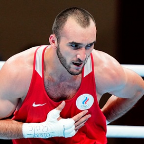 Российский боксер Гаджимагомедов завоевал серебро Олимпиады