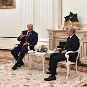 Путин заявил о снятии коронавирусных ограничений на авиасообщение с Белоруссией