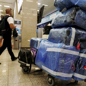 Россиян предостерегли от одной ошибки при сдаче чемодана в багаж