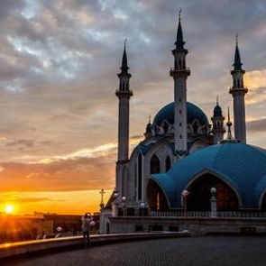 Названы самые бюджетные направления для путешествий по России на Новый год