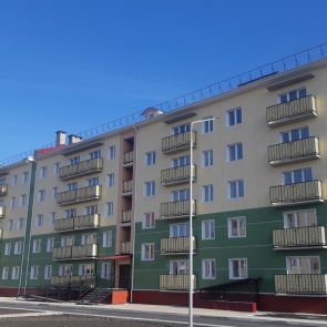 Жители аварийных домов Ачинска переезжают в новые квартиры