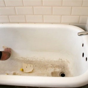 Эмаль, акрил или вкладыш: восстанавливаем старую ванну