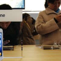 Apple запустит программу обмена старых iPhone на новые